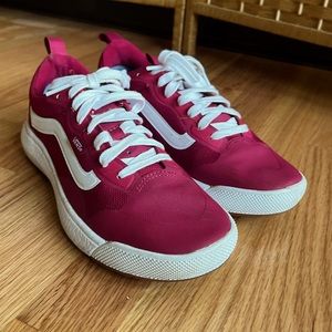 Red and white Vans Ultrarange shoes size W 8 or M 6.5